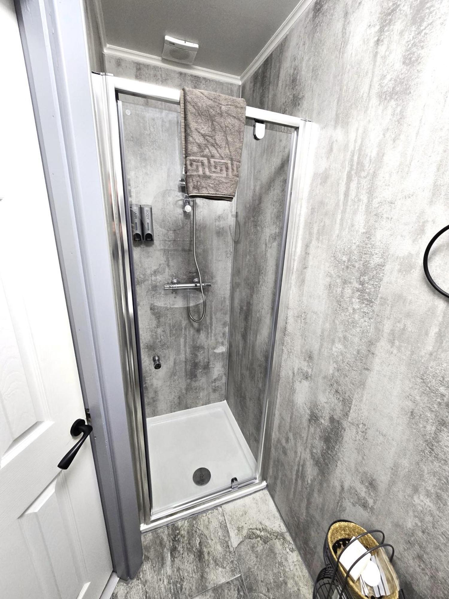 ロイブリッジ Birchbank Bed & Breakfast エクステリア 写真